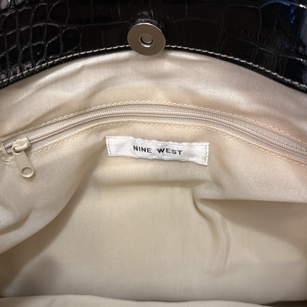 Nine West Y2K Ivory Woven Shoulder Bag Black Croc Patent Silver Buckle - Picture 11 of 16